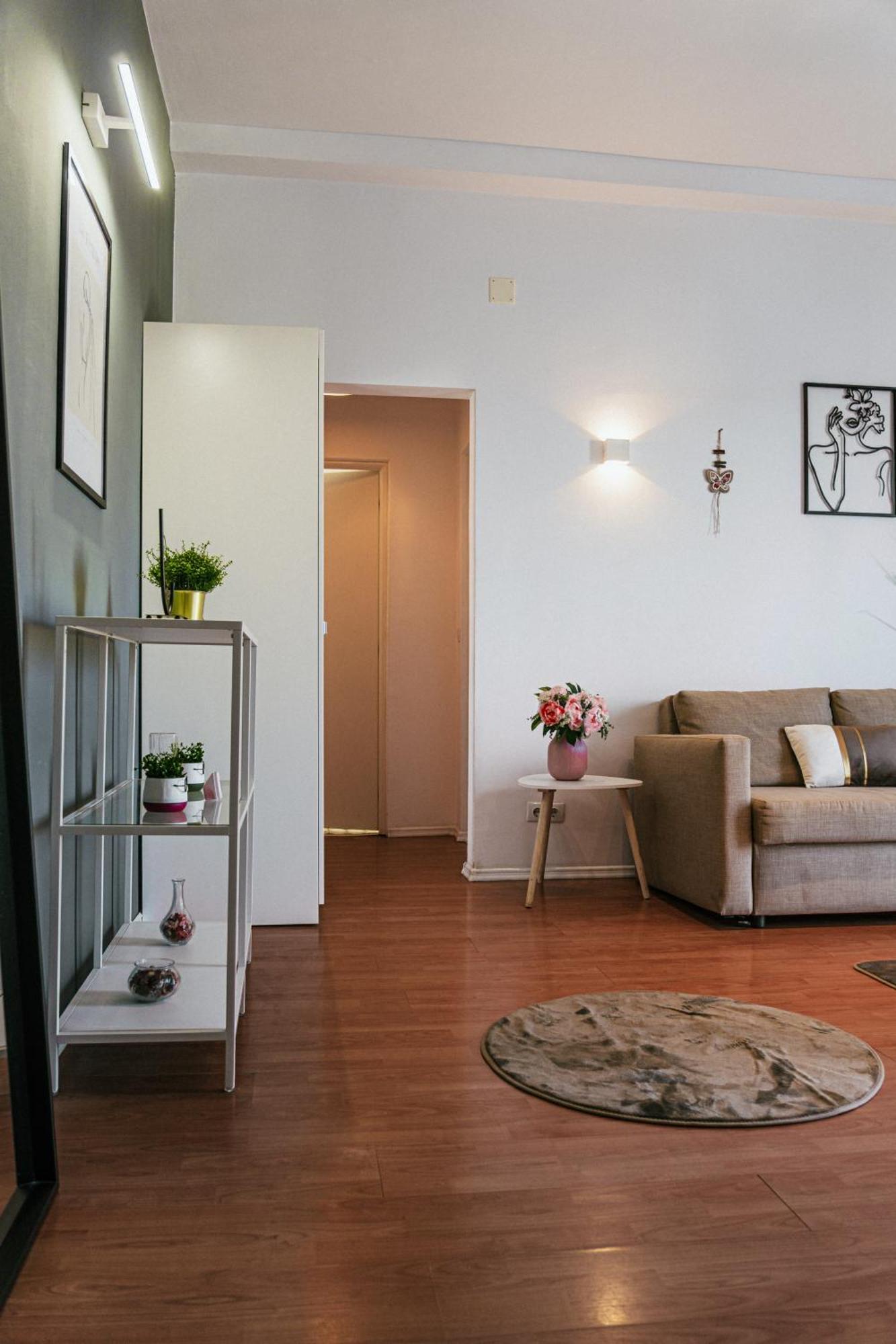 Hacienda Coltea - Cozy Old Town Apartaments Бухарест Екстер'єр фото